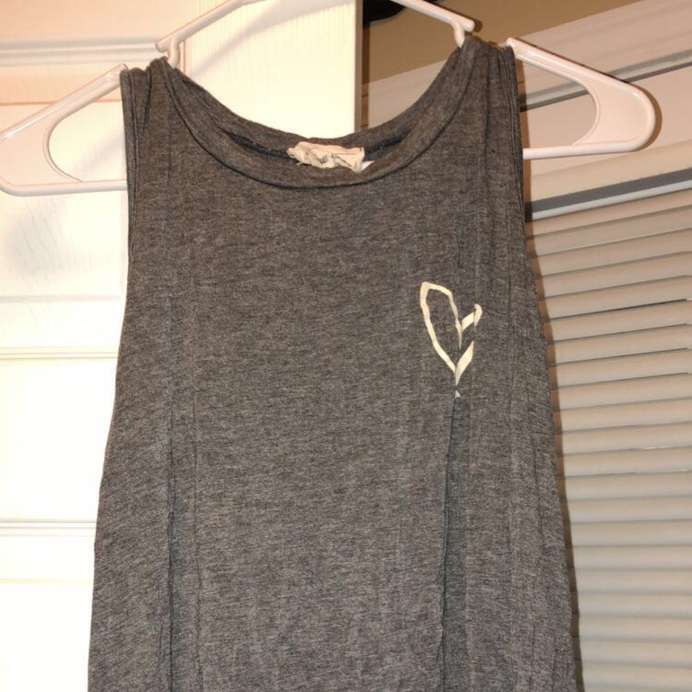 Gray Tank Top Large